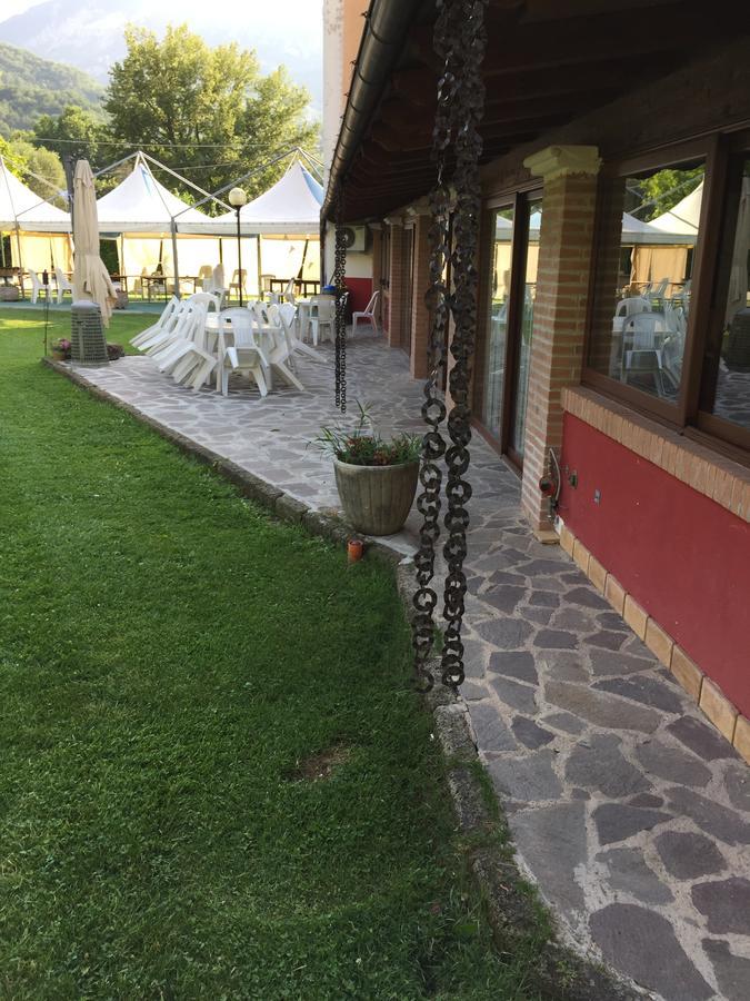Hotel River Civitella Roveto Экстерьер фото