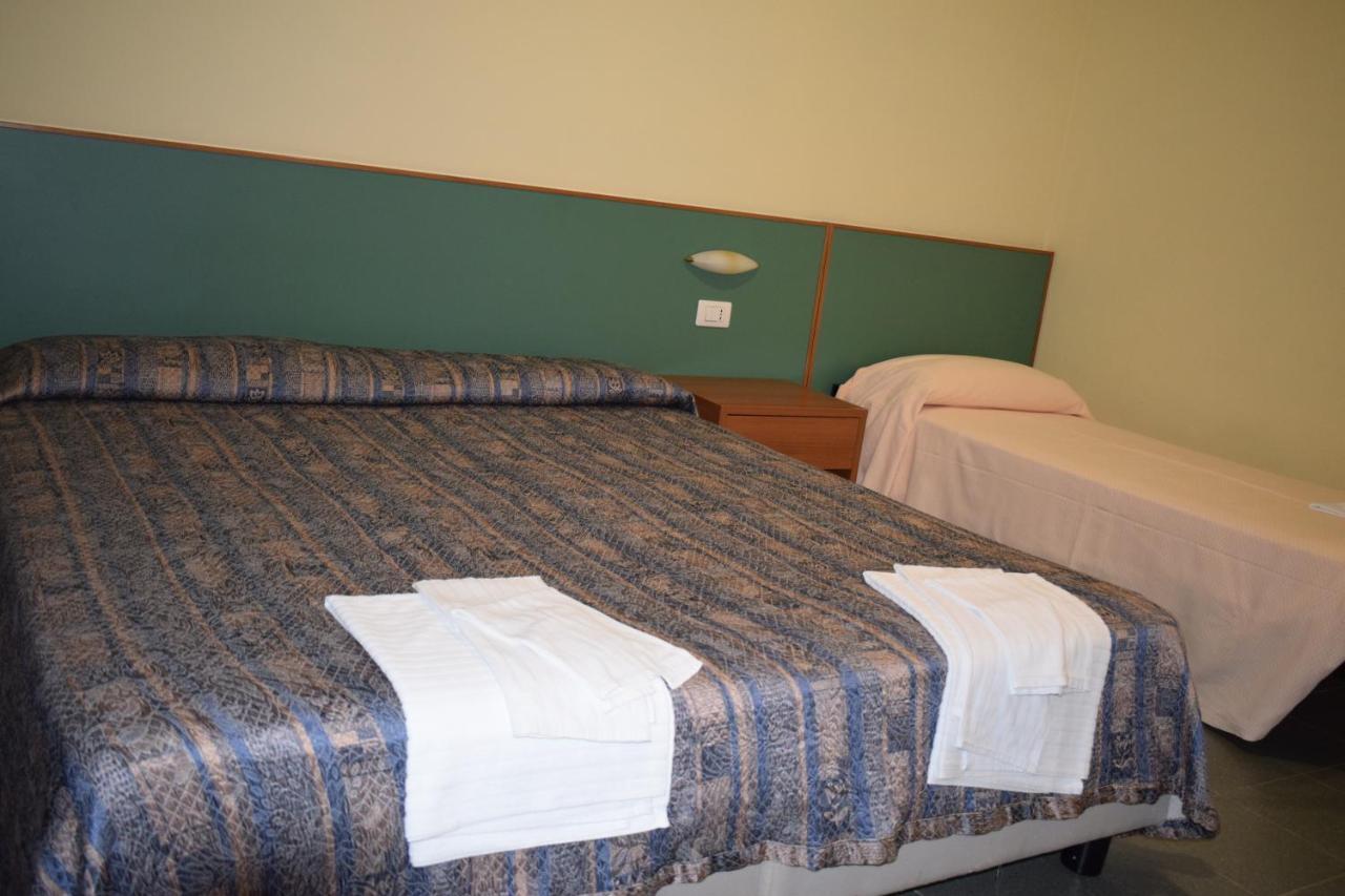 Hotel River Civitella Roveto Экстерьер фото
