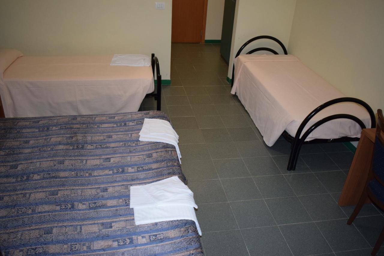 Hotel River Civitella Roveto Экстерьер фото