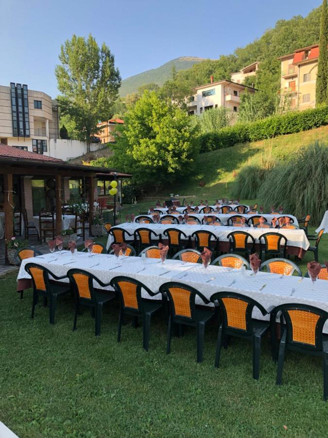 Hotel River Civitella Roveto Экстерьер фото